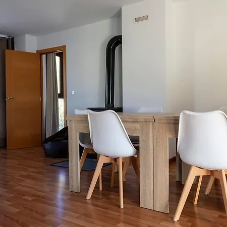 Apartamento Espacioso Y Luminoso Duplex Con Buhardilla Valdelinares (Aragon)