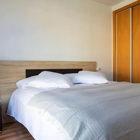 Apartamento Espacioso Y Luminoso Duplex Con Buhardilla