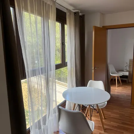 Espacioso Y Luminoso Duplex Con Buhardilla Apartamento